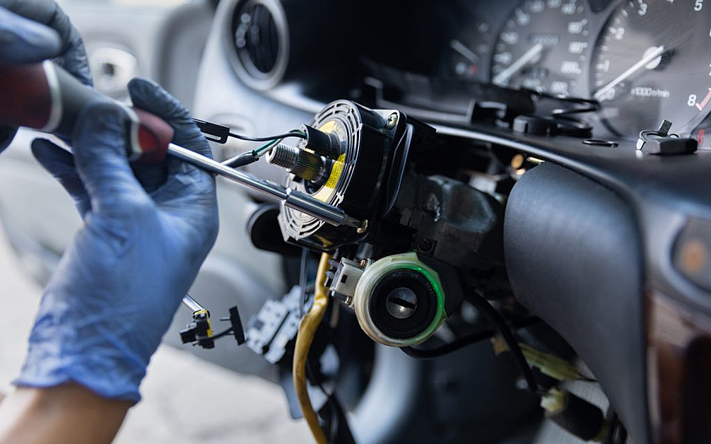 Airbag & Safety Restraints